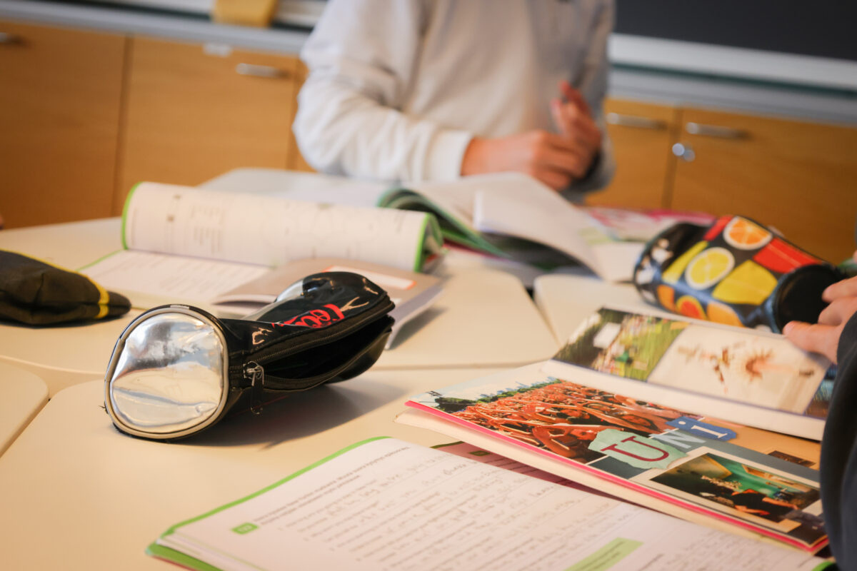 Opiskeluprosessi tapahtuu koulussa