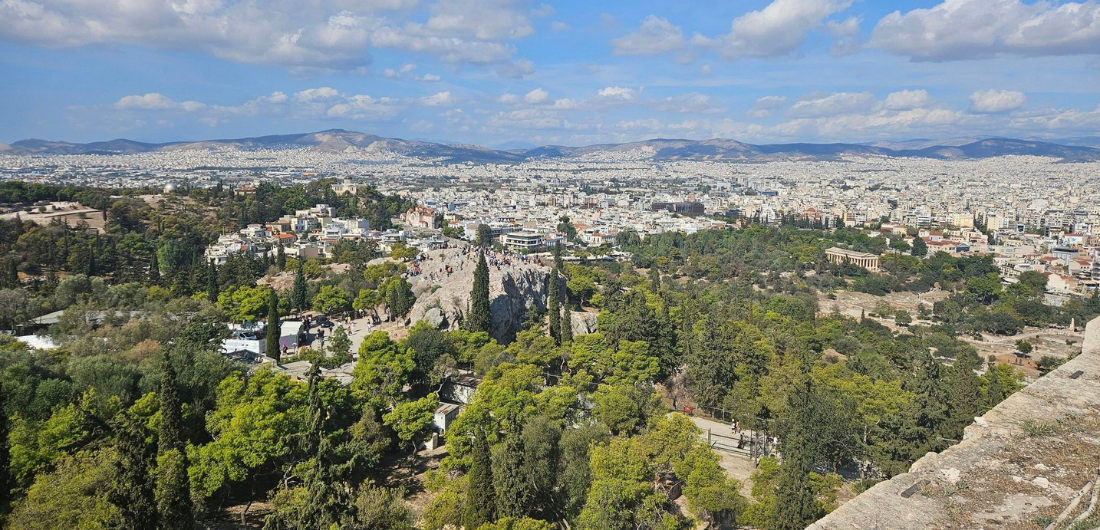 Kuvassa kreikkalaista maisemaa.