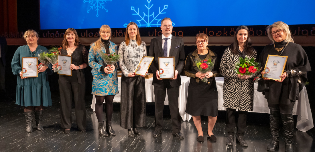 Kunnanarkkitehti Venanzia Rizzi, iikelaitosjohtaja Marja-Riitta Vavuli-Kiviniemi, liikelaitosjohtaja Sami Tuohimaa sekä palveluesimiehet Johanna Sarajärvi ja Mervi Niemelä Kuntatyö 2030-gaalassa