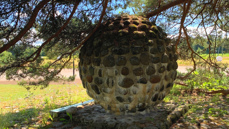 Suomen sodan muistomerkki Siikajoella