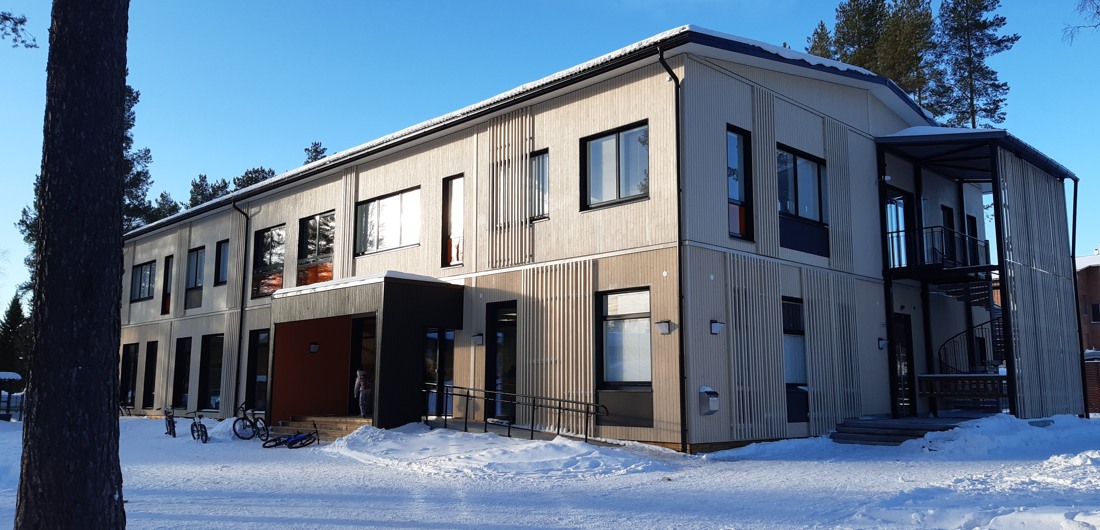 Rakennus, jossa sijaitsee Tupoksen kirjasto.