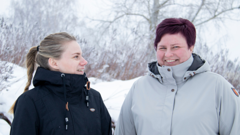 Limingan kunnan työhönvalmentajat Annukka Hanni-Niemikorpi ja Niina Niinimaa.