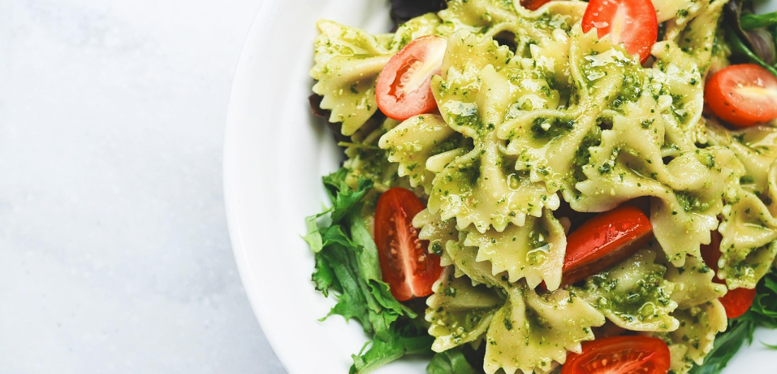 Pasta-annos lautasella.